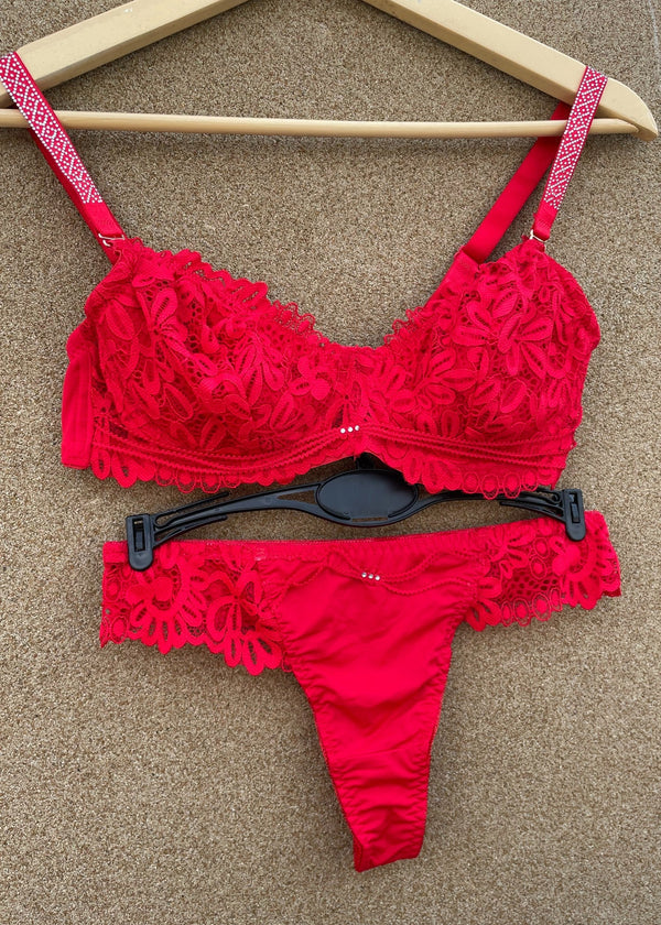 Luxury Comfort Push-up Bra Panty set with Elegant shine