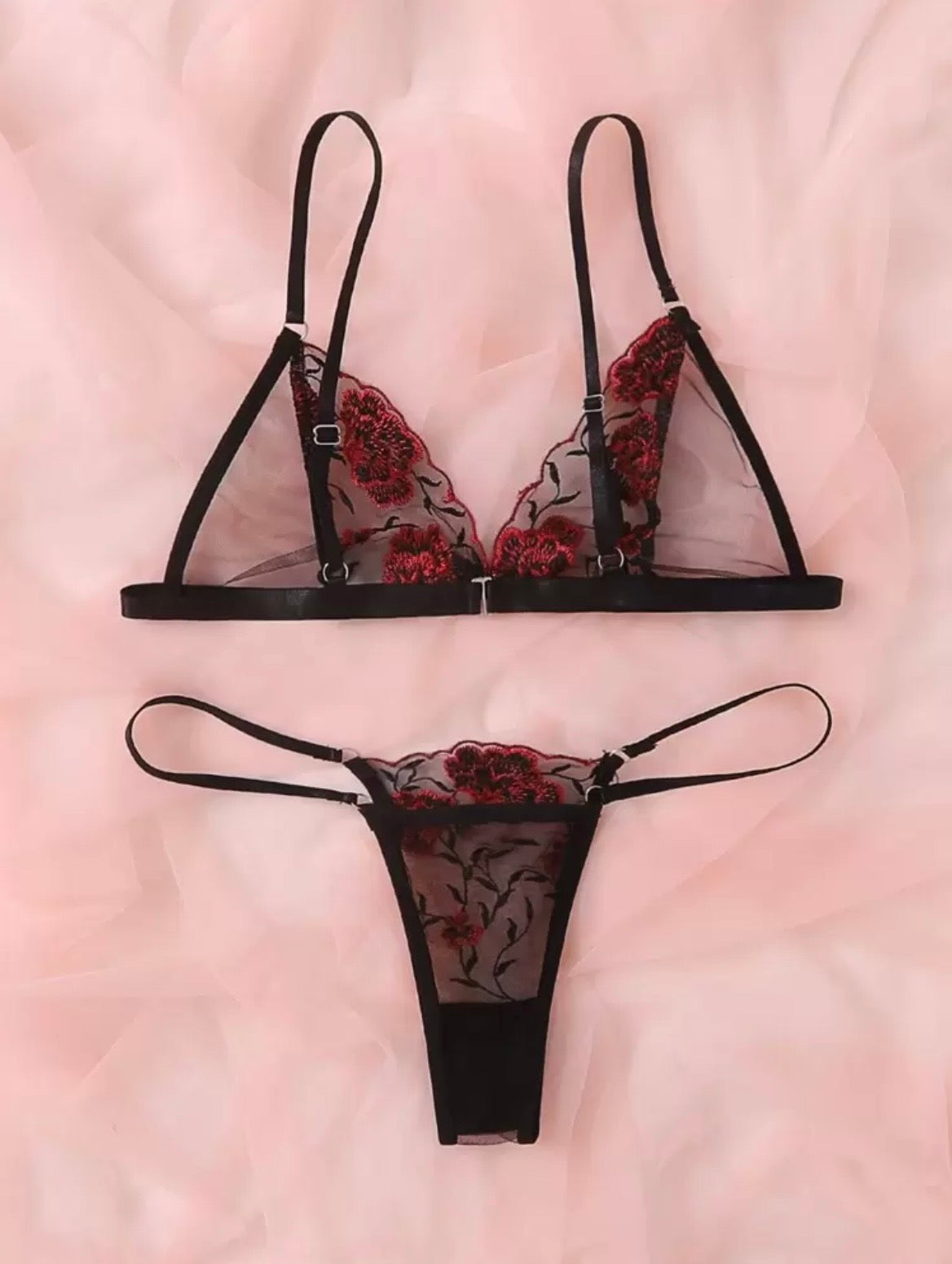 Plus-Size Women'S Lingerie Features a Sheer Black And Pink Floral Embroidered Bra Set